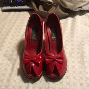 Hot topic red heels